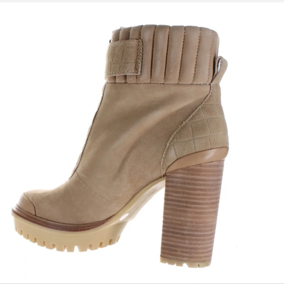 VINCE CAMUTO Everla Croc Embossed Platform Bootie in tortilla #463 - Picture 7 of 8